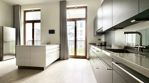 Modern Style- Living in the Center of Berlin-Charlottenburg ! 