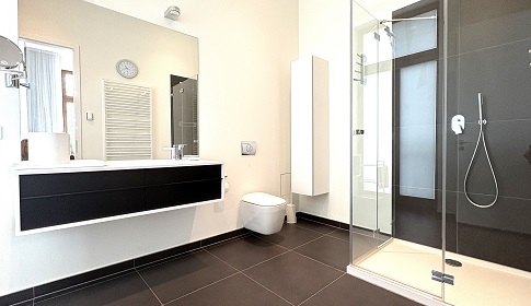 Modern Style- Living in the Center of Berlin-Charlottenburg ! 