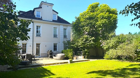 Zeitgenössisches Villengebäude in 1-A-Lage von Berlin-Grunewald