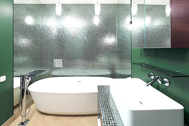 Moderne Stadtwohnung im Jugendstilgebäude in der Altstadt von Riga/Lettland